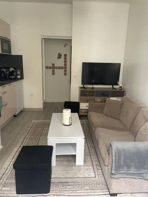 Cosy Apartment In Paris سانت أويه المظهر الخارجي الصورة